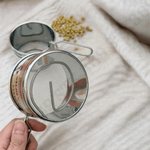 Alternative view of Dụng cụ rây bột, lọc dầu, lọc thực phẩm có tay cầm Echo, gọn nhẹ Ø9×17×7 cm, đa năng cho bếp gia đình.