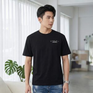 Áo Thun Nam Thời Trang Classic Script Tee Chất Liệu Mềm Mại và Thoáng Khí - Phong Cách Hiện Đại